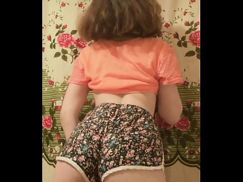 ❤️ سیکسی نوجوان بیب کیمرے پر اپنی شارٹس اتار رہی ہے۔ ❤❌  ہم پر ur.mailkassa.ru ️❤